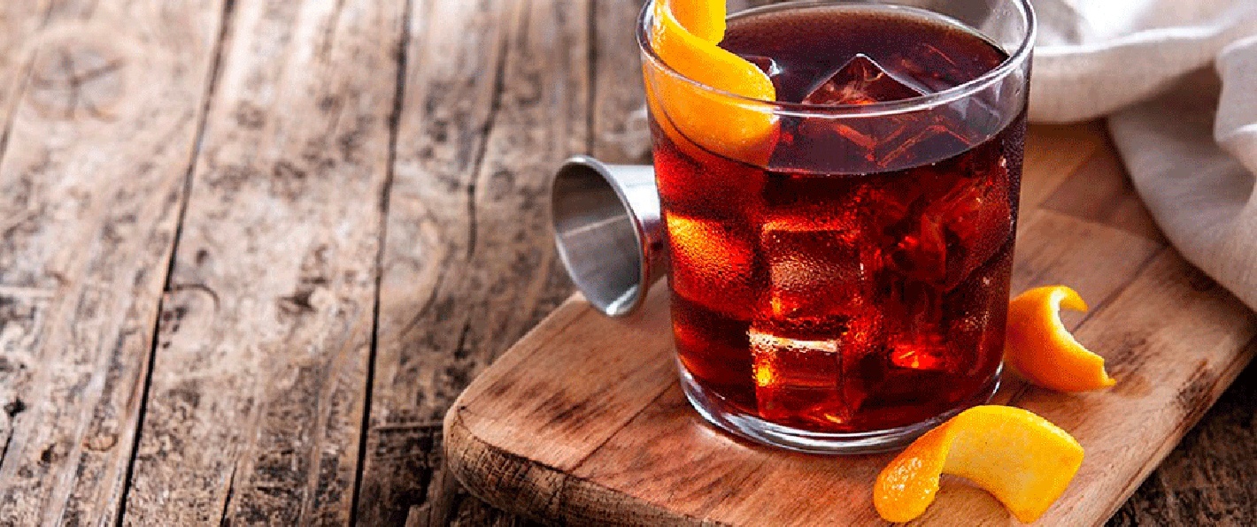 La Hora del Vermut: Historia, Fotografía y Vermut